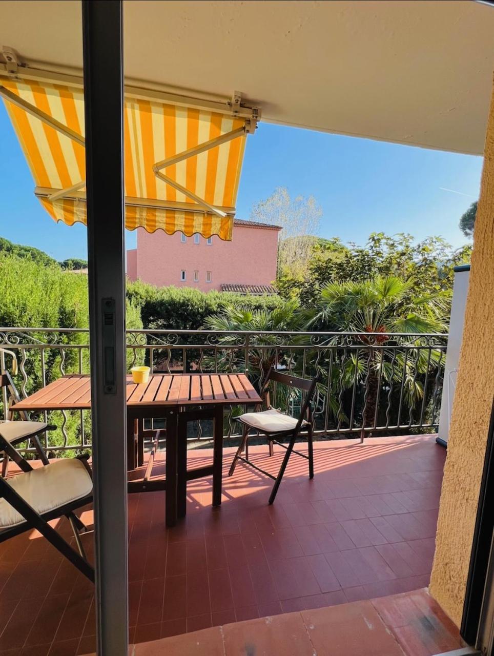 Superbe Appartement Terrasse Et Parking Prive Saint Tropez Exteriér fotografie